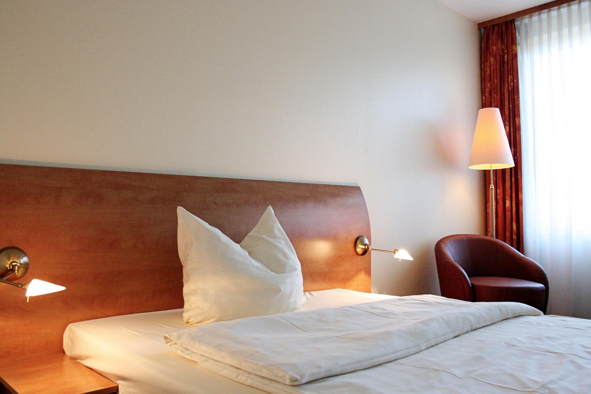 Hotel Mercator Itzehoe-Klosterforst מראה חיצוני תמונה