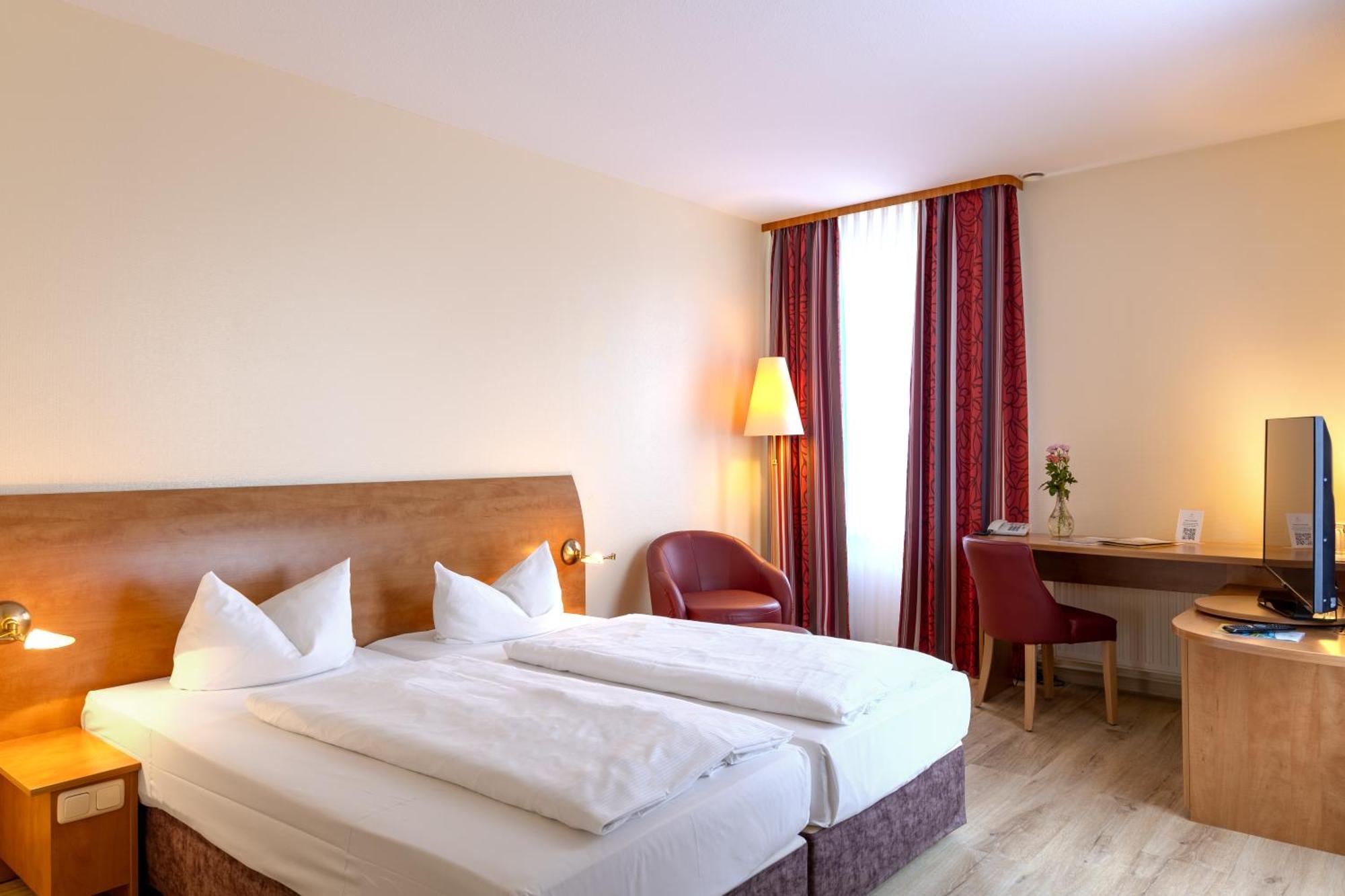 Hotel Mercator Itzehoe-Klosterforst מראה חיצוני תמונה
